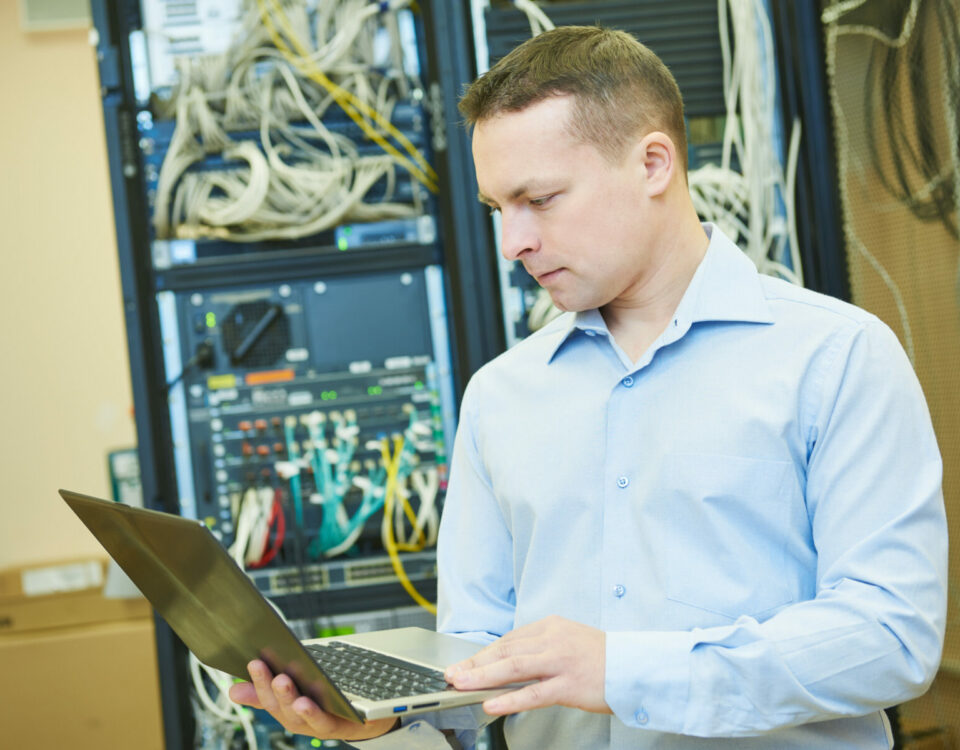 Gutes Systemhaus, IT-Konzepte, IT Konzepte, Datenverlust, Schadsoftware, Netzwerkeinrichtung, Netzwerkpflege, Leihgeräte, Webseitenerstellung, PC-Innenreinigung