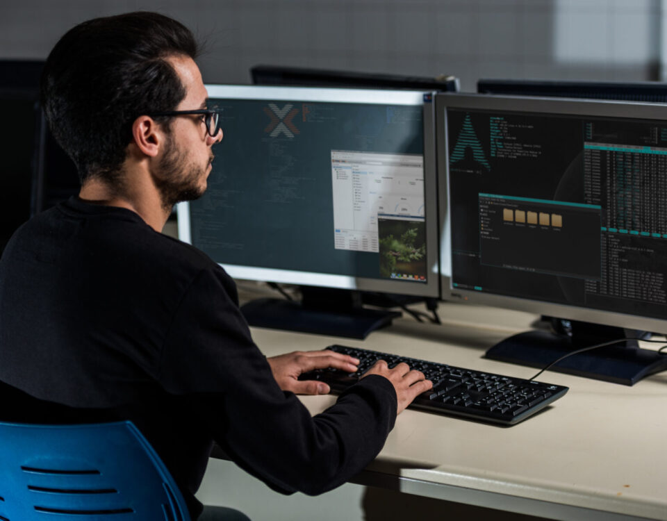 IT Systemhaus Hessen, nachhaltige IT Konzepte, Windows 11 Alternativen, Linux Migration Unternehmen, Ubuntu Installation Büro, Linux Mint Arbeitsplatz, Altgeräte weiterverwenden, Elektroschrott reduzieren, Green IT Beratung, PC Aufbereitung Geschäftskunden, IT Lifecycle Management, Hardware Recycling Service, Linux Desktop Einführung, Thin Client Lösungen, Open Source im Unternehmen, Schul IT mit Linux, Vereins IT modernisieren, Desktop Virtualisierung, Linux für ältere PCs, IT Kosten senken, Client Management Linux, nachhaltige Hardware Strategie, Recycling fähige IT Infrastruktur, Linux Schulungen Anwender, Migrationskonzept Windows zu Linux, Arbeitsplatzrechner optimieren, ressourcenschonende IT Lösungen, IT Beratung Elektroschrott, PC Check Windows 11 Tauglichkeit, Linux Pilotprojekt Mittelstand