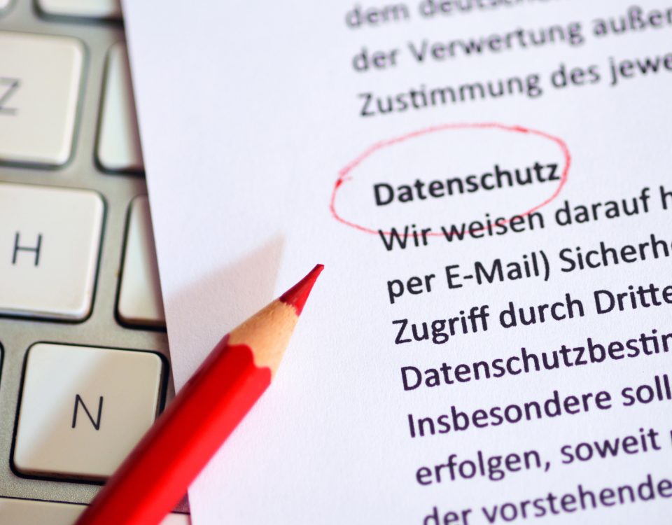 IT-Grundschutz, Netzwerk, Server, Vor-Ort-Service, Remote Support, Hotspot, Business Connection, Fernwartung, Ticketsystem, Newsletter, Problembeseitigung